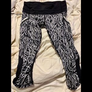 Lululemon crop leggings